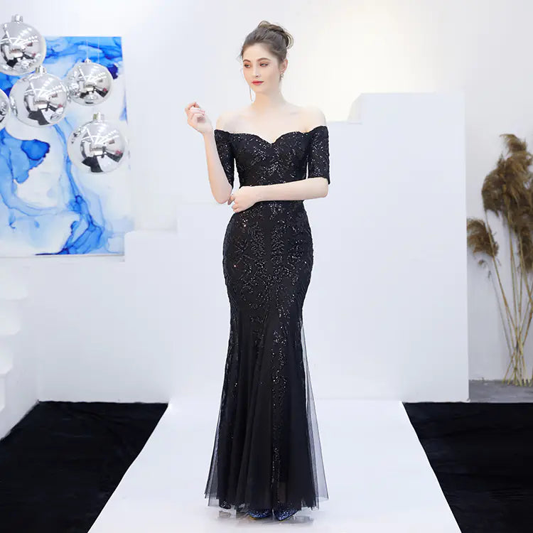 Elegant Champagne One-Shoulder Mermaid Evening Gown