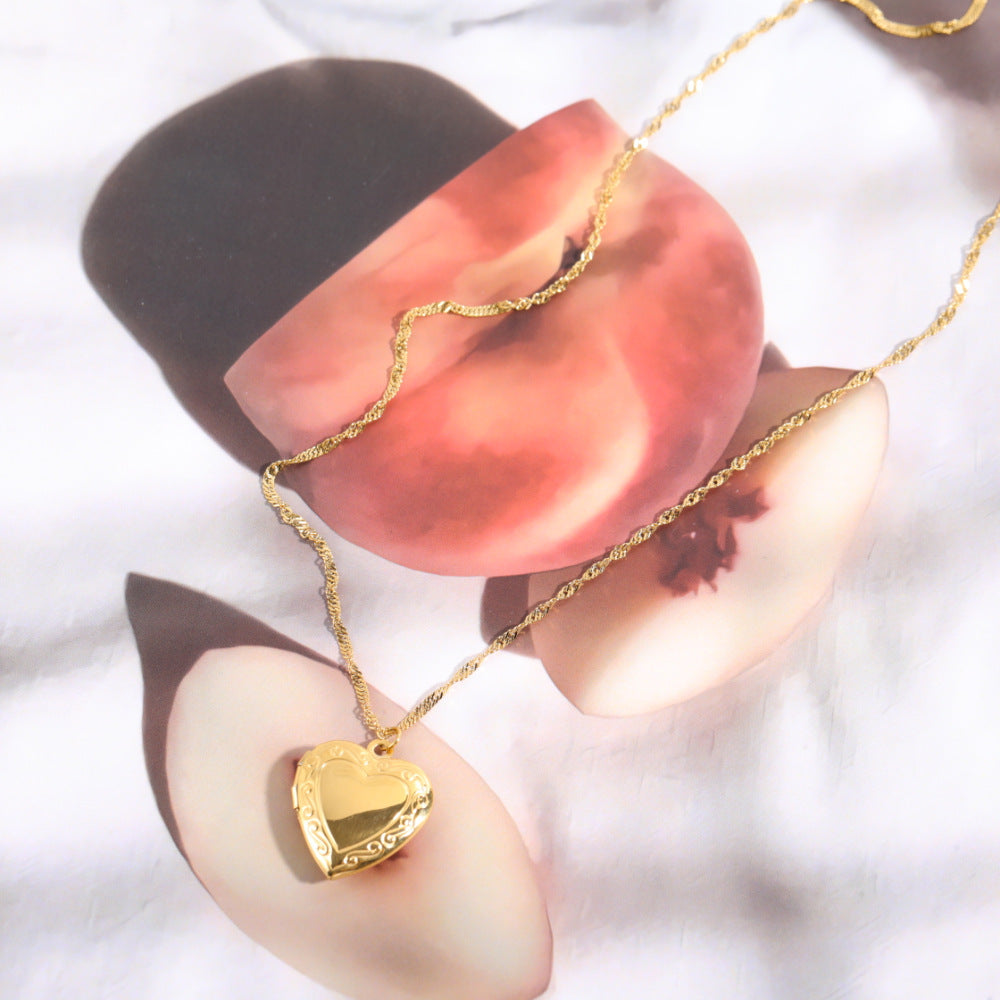 Valentines Gift Heart Locket Pendant Necklace
