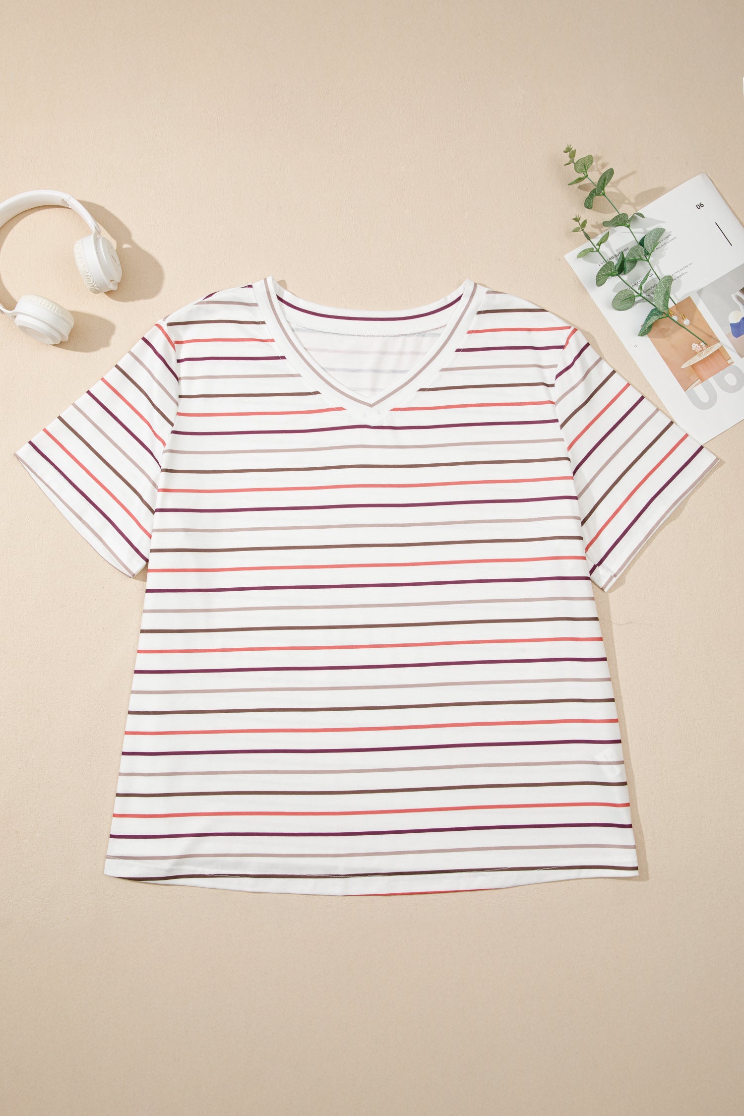 White Stripe V Neck Casual Plus Size Tee