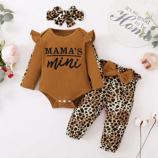 Newborn Baby Girl Outfit Set with Ruffles and Bow