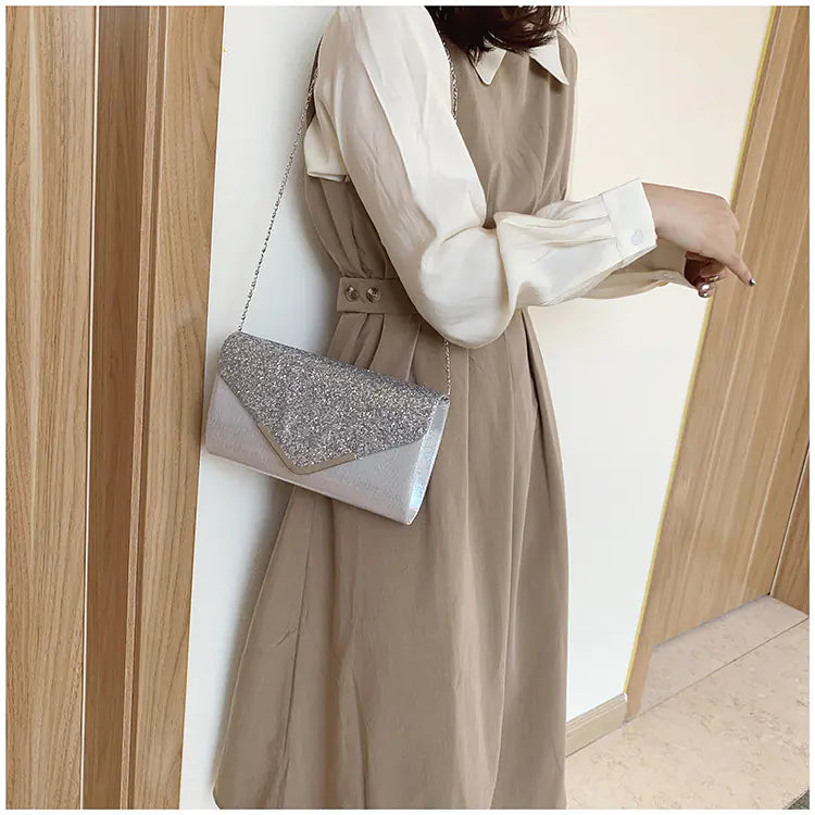 Fashionable Women's Chain Envelope Clutch Bag