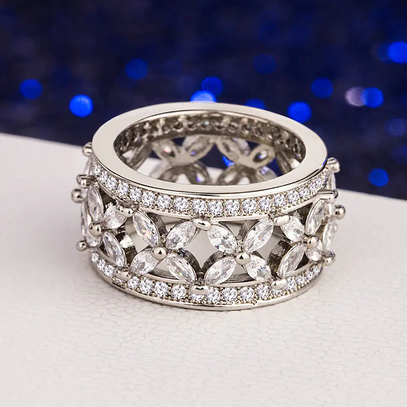 Cubic Zirconia Princess Ring with Hollow Bow Design