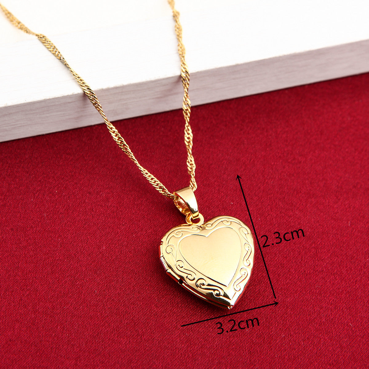 Valentines Gift Heart Locket Pendant Necklace