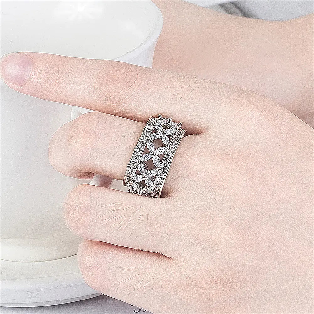 Cubic Zirconia Princess Ring with Hollow Bow Design